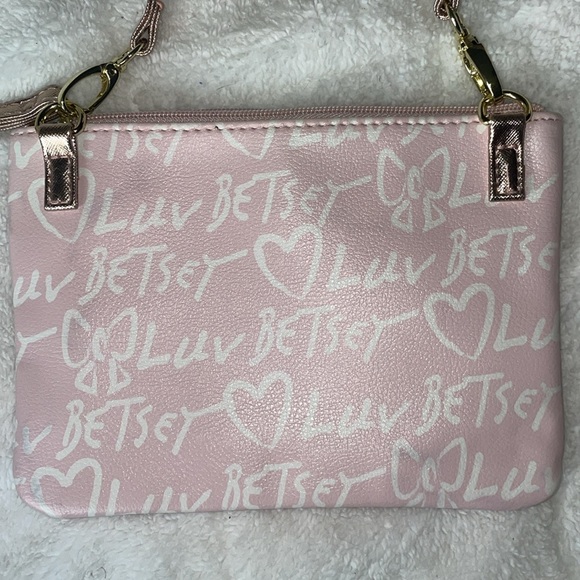Luv Betsy purse - Picture 3 of 9